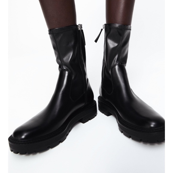 Zara heeled lug sole ankle boots - Picture 5 of 9